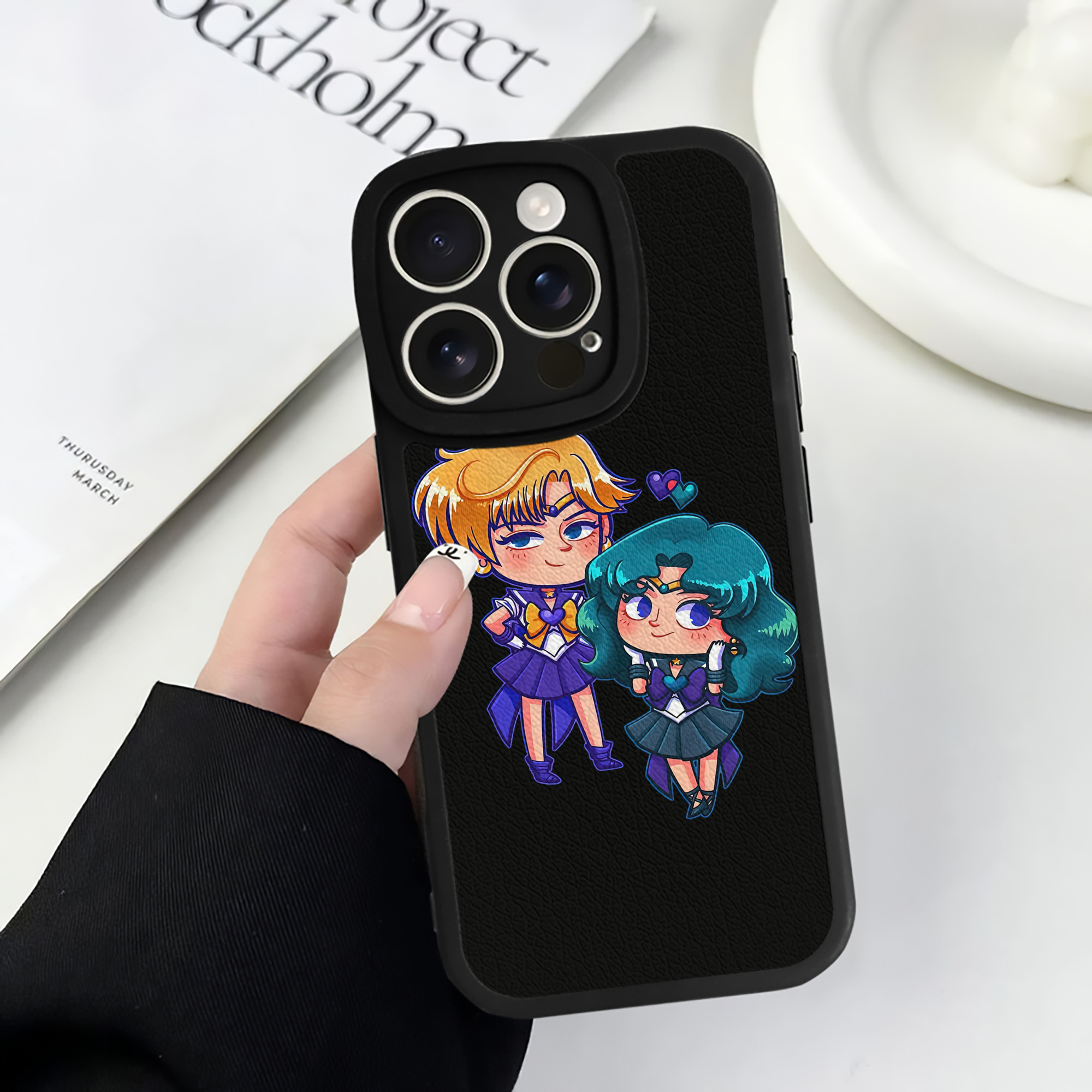 （画像用） 美少女戦士セーラームーン 天王はるか Sailor Moon Tenoh Haruka 【iPhone 16シリーズ対応】シリコンスマホケース（レザー調） 材質：シリコン